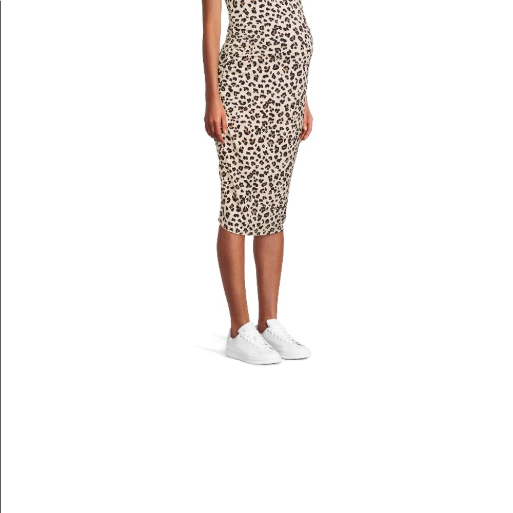 3/$25Maternity animal print tee shirt dress - Picture 5 of 7